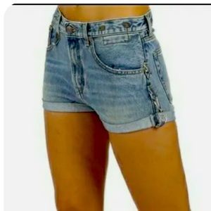 ISO R-13 Jasper shorts in s 28